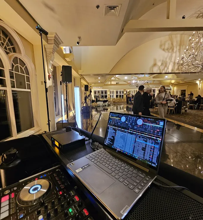 Michael Sage's DJ controller setup